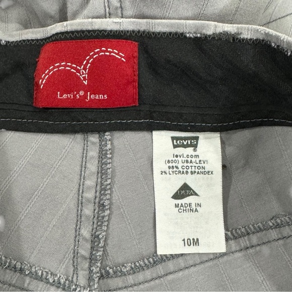 Vintage 2000s Levi's RARE Low Rise Flare Leg Pants Gray Pinstripe Stretchy | 10 - Picture 12 of 13